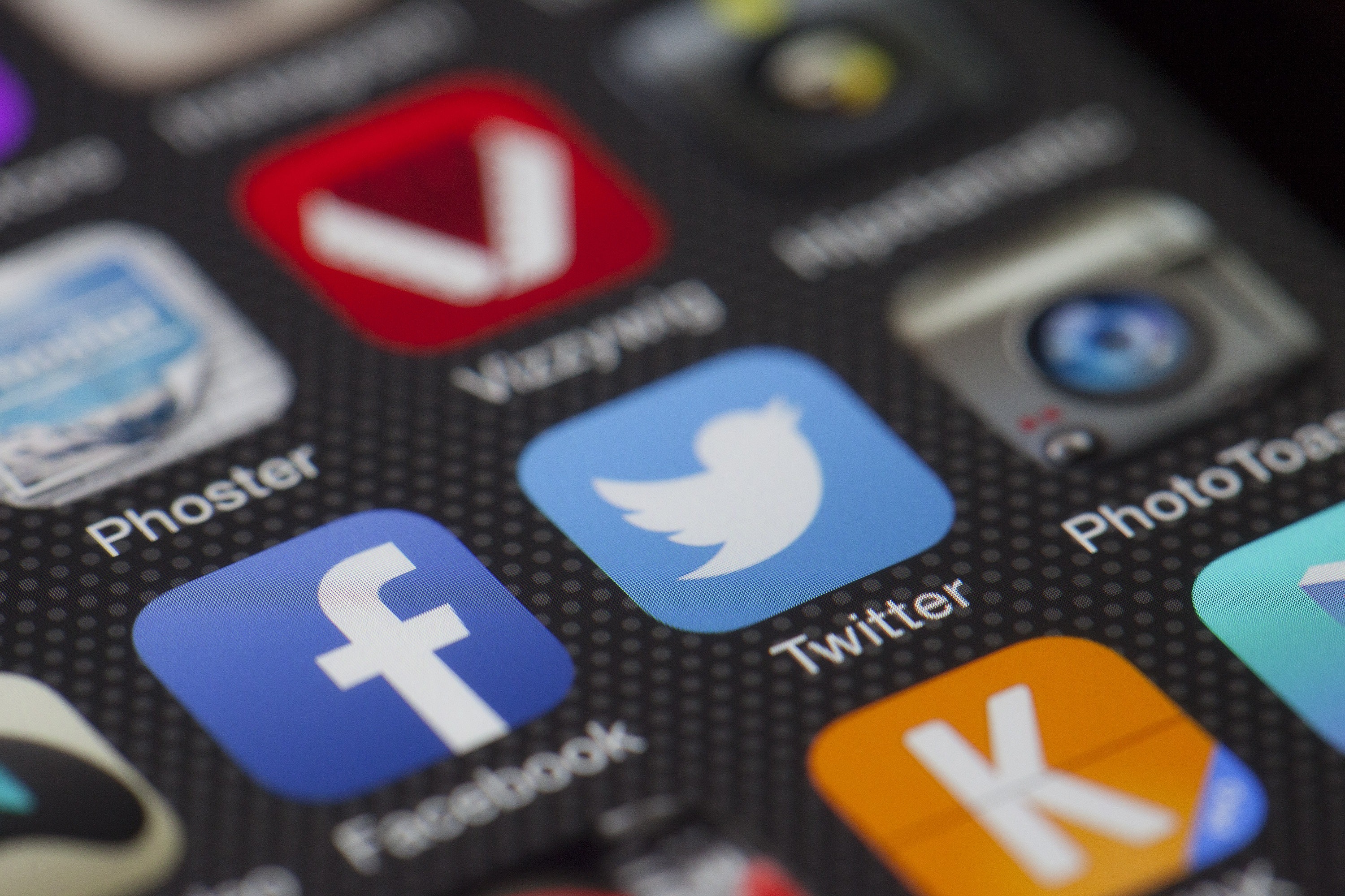 Twitter today social isolamento covid-19