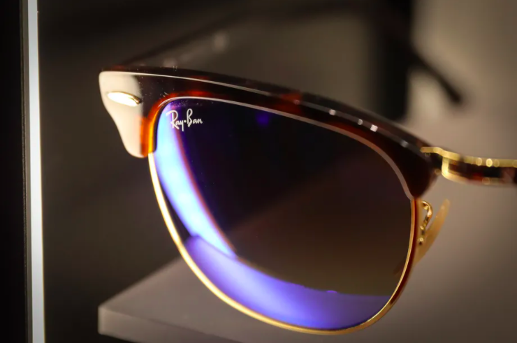 ray ban Facebook smart glasses